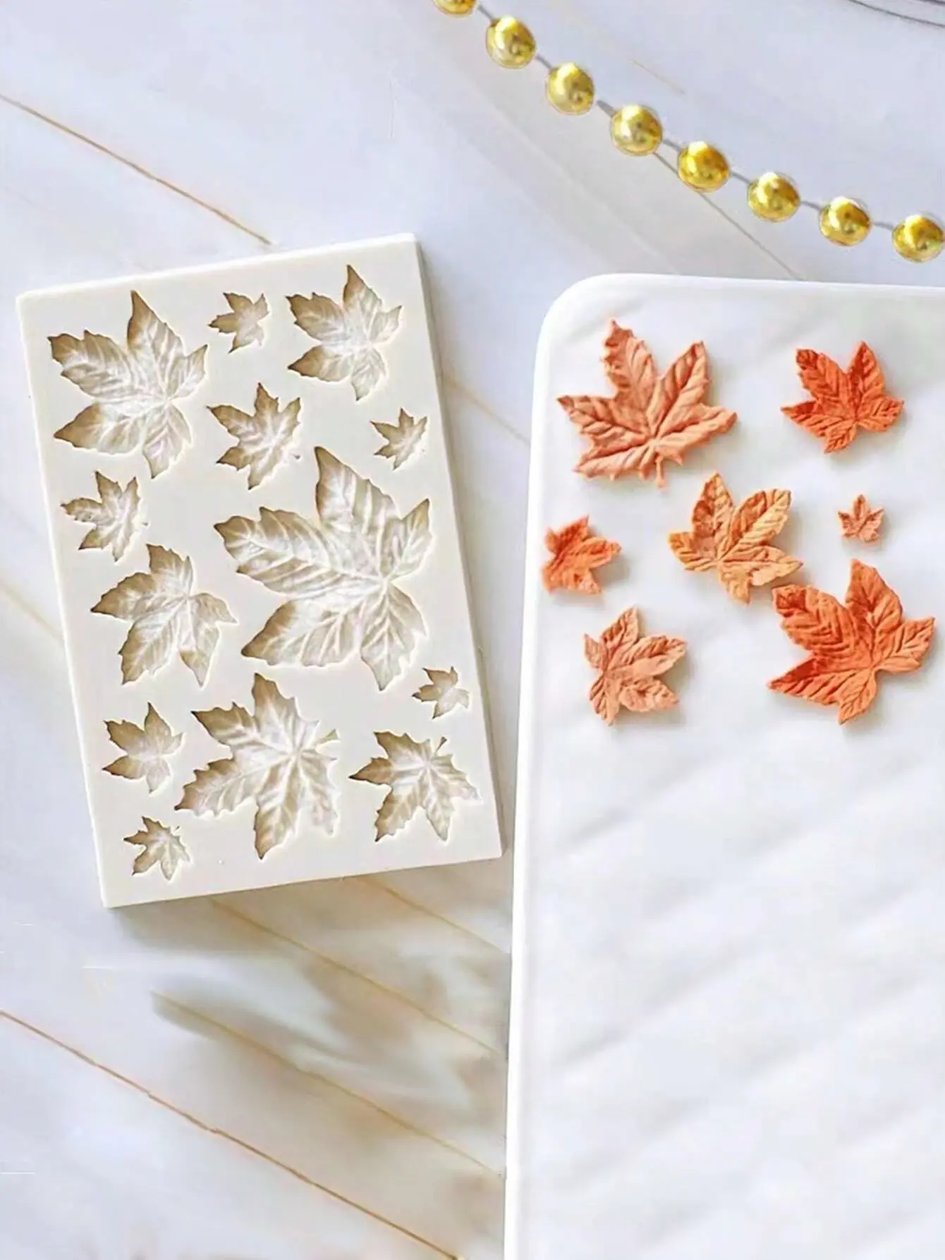 Silicone Mold,Maple Leaf Design DIY Silicone Fondant Mould For Cake Decoration