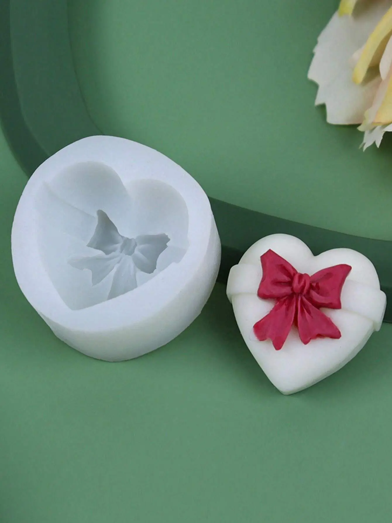1pc Heart-shaped Rose Mousse Cake Silicone Mold For Valentine's Day,Wedding,Lover Gift,Aroma Plaster,Soap Grinding Tool,Better Offer With 2pcs