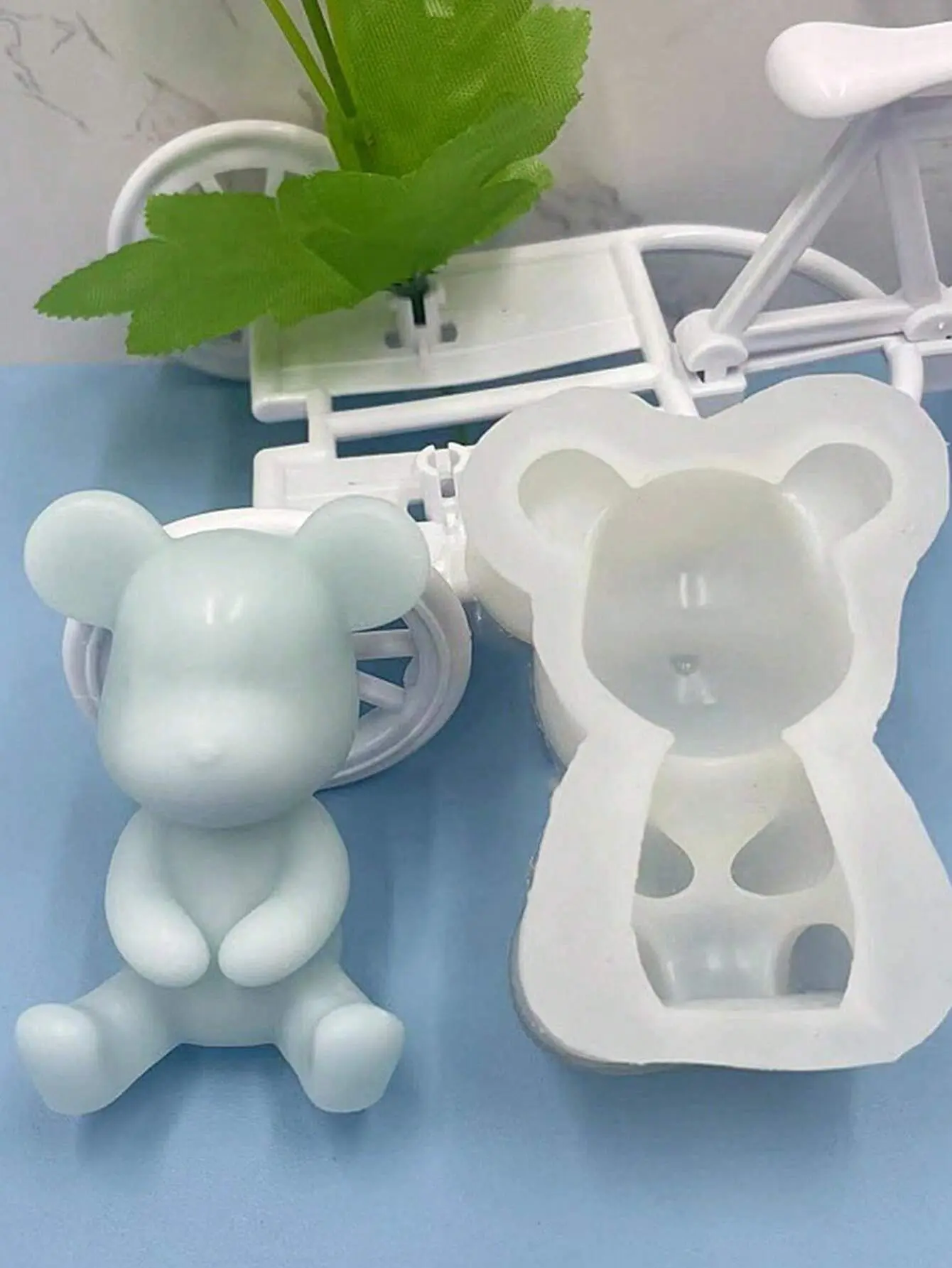 1pc Bear Holding Love Heart Shaped Silicone Mold For Fondant Cake,Chocolate,Gypsum Decoration + Better Deal For 2pcs/set
