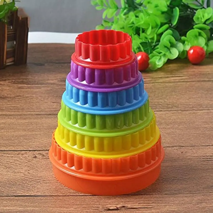 Cake Decor Plastic 5 pcs Round Shaped Plastic Cookie Biscuit Pastry Fondant and Cake Cutter