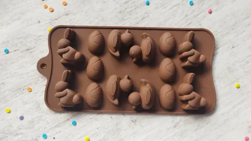 14 Cavity Duck Rabbit Egg Silicone Mould