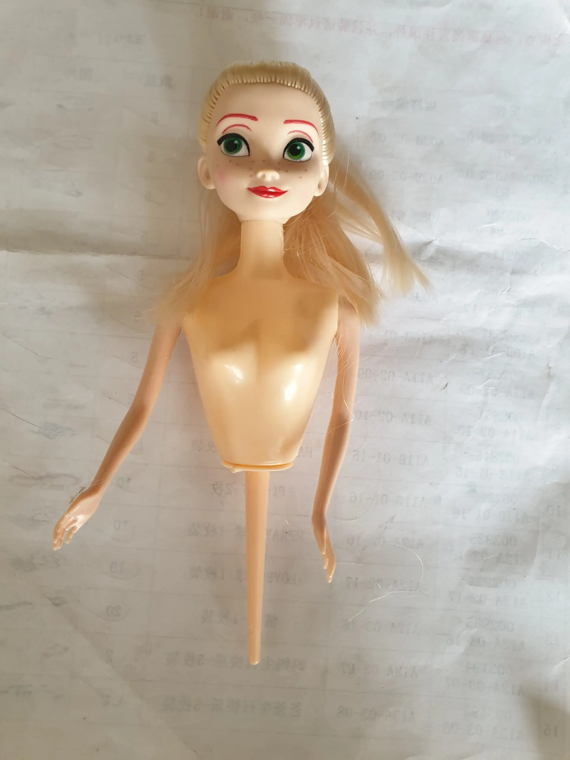 1 Piece Plastic Doll ( Frozen )