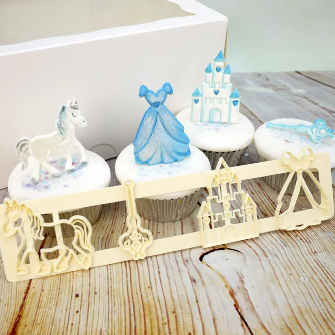 1 Pcs Fairy Tale Theme Fondant Cutter