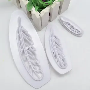 Feather Style B Fondant Cutter
