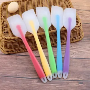 1 PCS Full Silicone Spatula 1 Piece (21 X 4 Cm,Random Colour)