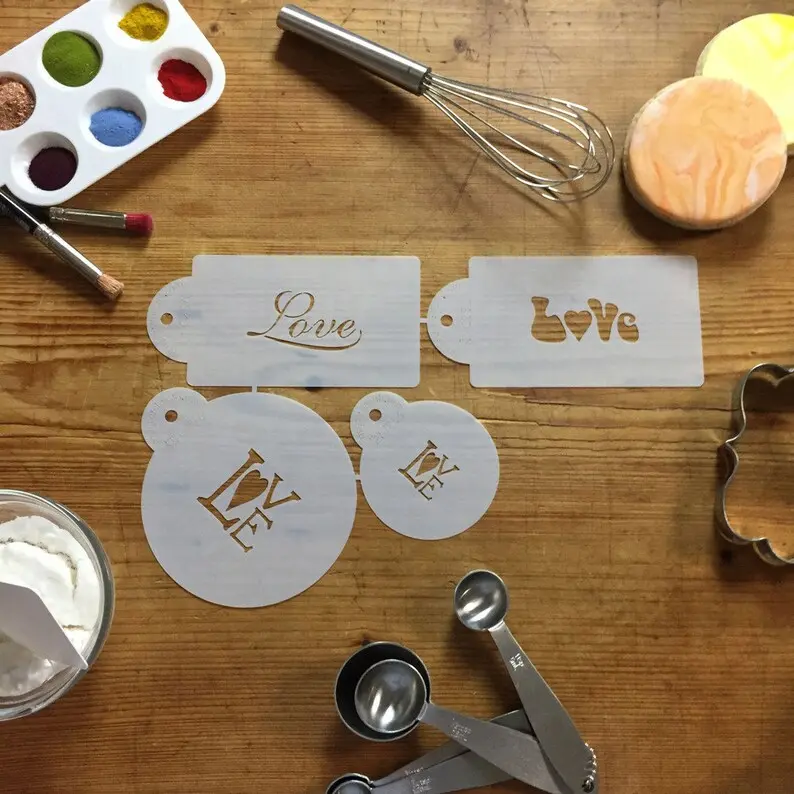 4 pcs Love theme icing stencil