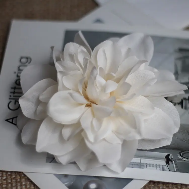 1 pcs Large off white artificial flower cake topper