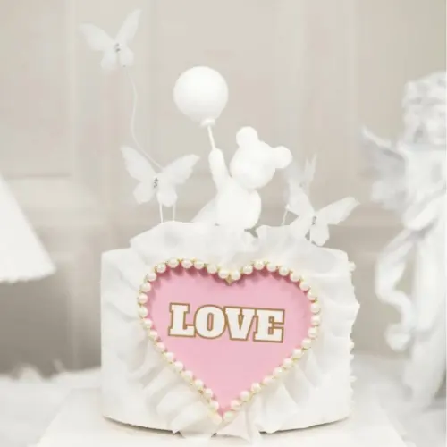 1 pcs lace pearl Love heart topper