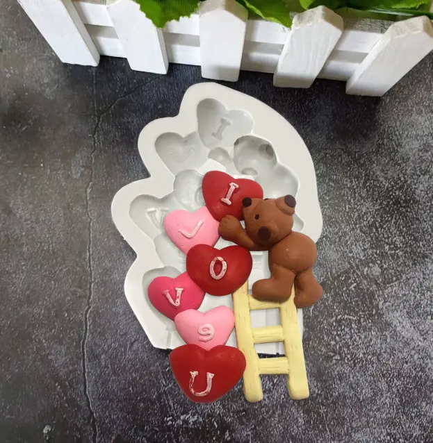 teddy with heart ladder silicone mould