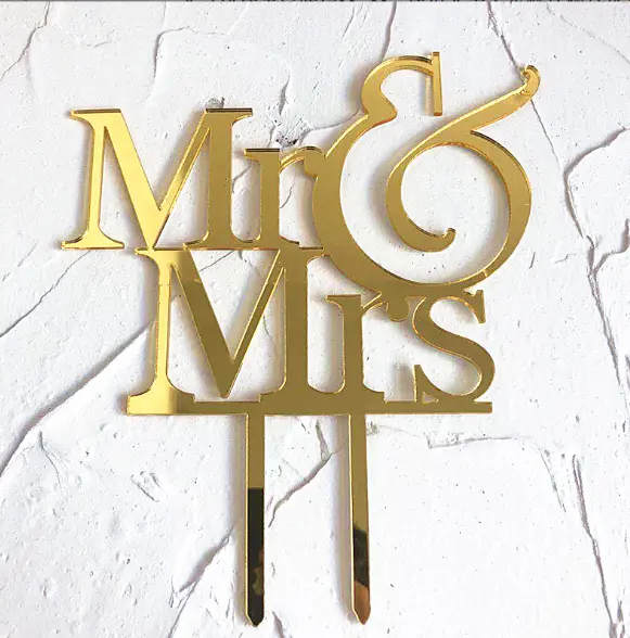 1 pcs Mr and Mrs cake topper