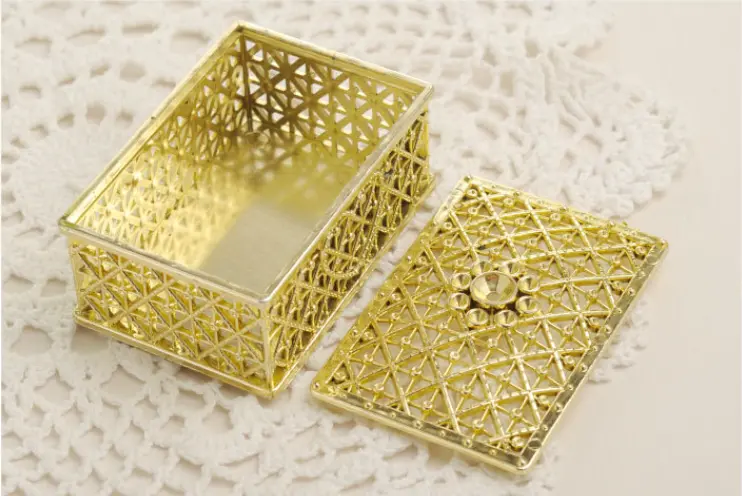1 pcs Biodegradable Simple polymer Candy Boxes Plastic Wedding Favor Boxes Candy Jars Candy Storage Boxes Gift Boxes for Wedding Baby Shower Christmas Birthday Party,Gold Supplier