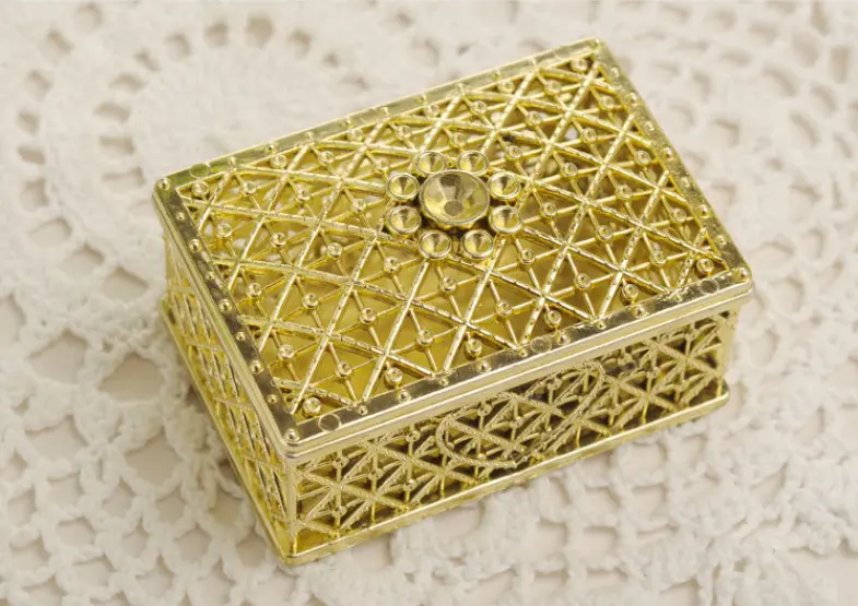 1 pcs Biodegradable Simple polymer Candy Boxes Plastic Wedding Favor Boxes Candy Jars Candy Storage Boxes Gift Boxes for Wedding Baby Shower Christmas Birthday Party,Gold Supplier