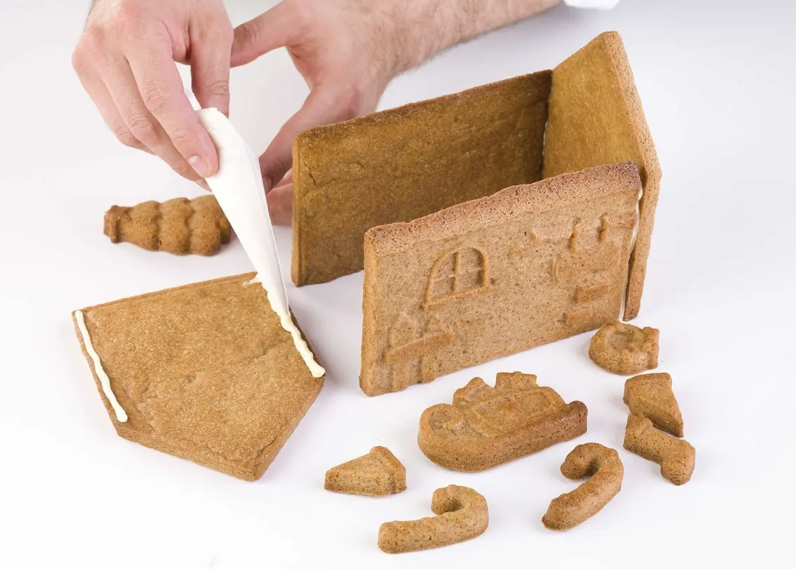 2 pcs Different Christmas Houses Silicone Cake Mold for chocolate and cookie