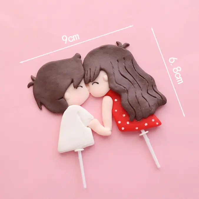 1 pcs couple resin toy topper