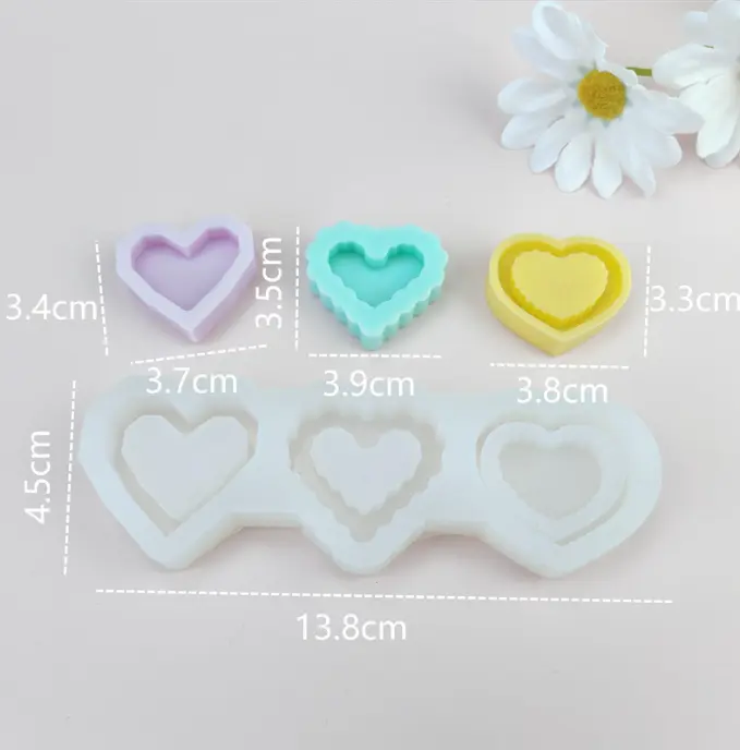 3 cavity heart silicone mould