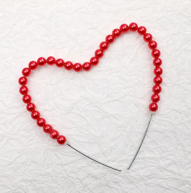 1 pcs pearl heart shaped cake topper