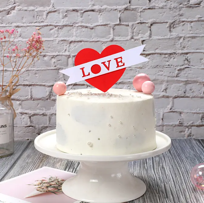 1 pcs red heart love topper
