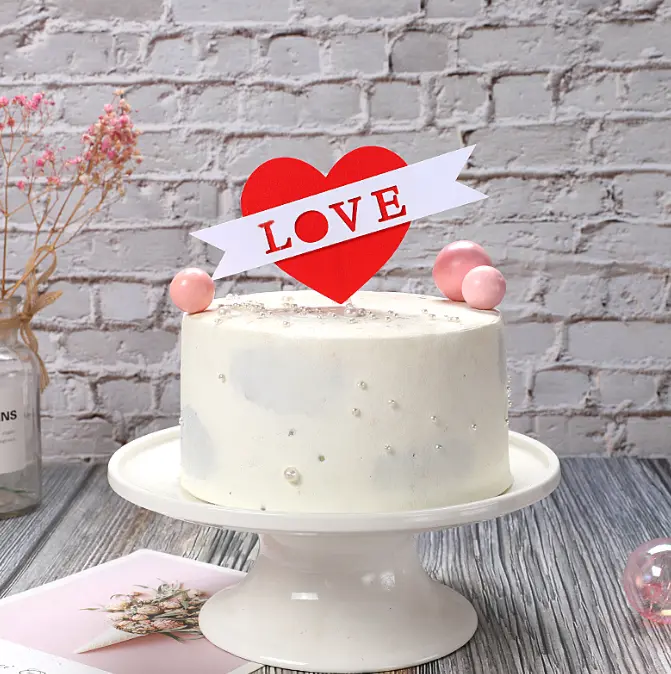1 pcs red heart love topper
