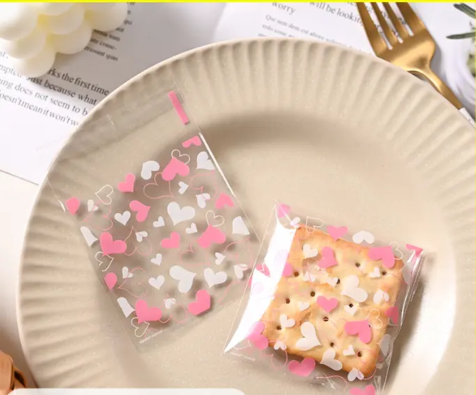 Pink and white double hearts 100pcs Cookie Candy Sleeve