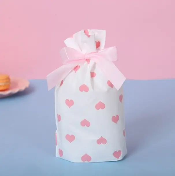50 pcs heart print Cookie pouch set with ribbon