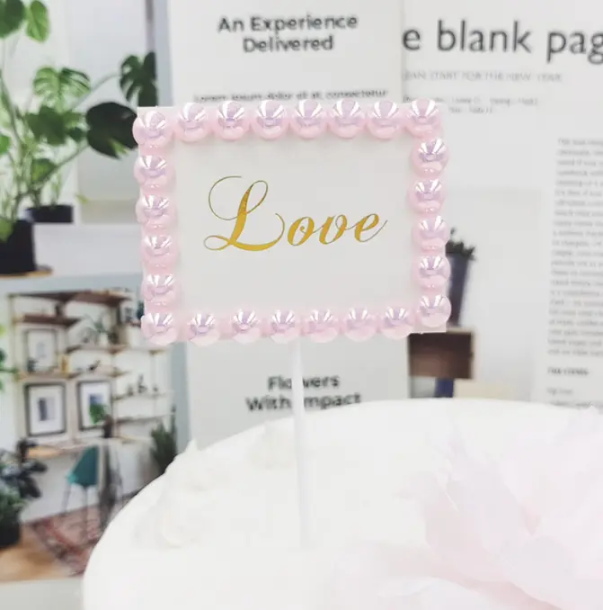 1 pcs boarder studded love cake topper