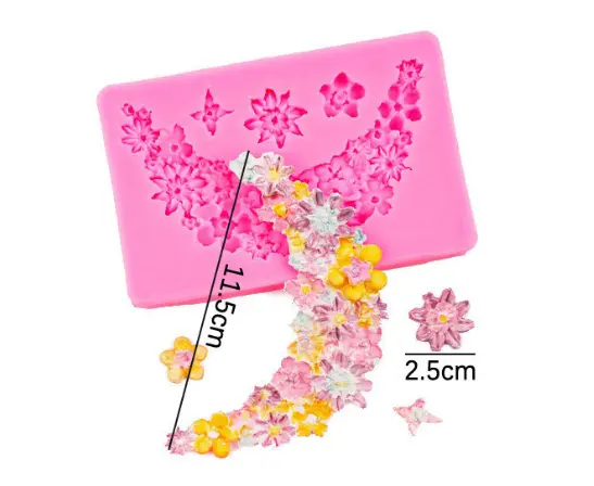 Curved detailed Flower boarder silicone mould