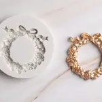Floral circle frame with bow silicone mould