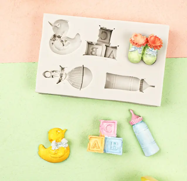 5 Cavity Baby theme shoes rattle Silicone mould