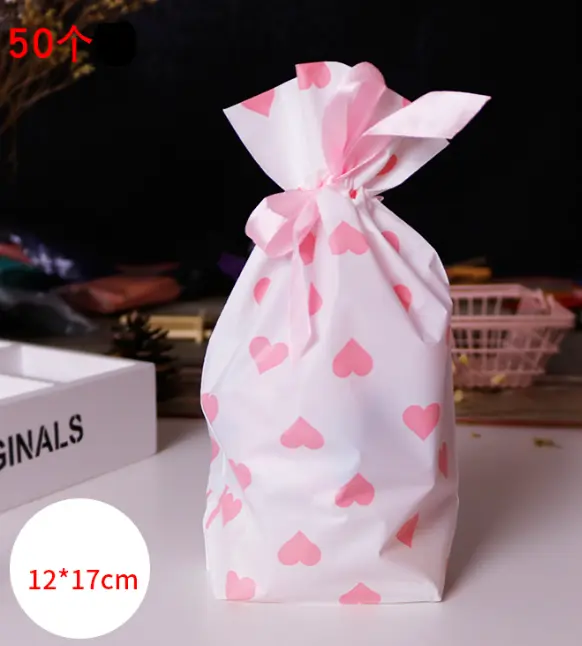 50 pcs heart print Cookie pouch set with ribbon