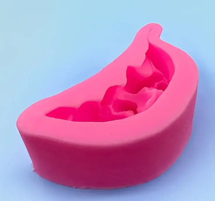 Sleeping Angel Baby on leaf Silicone mould
