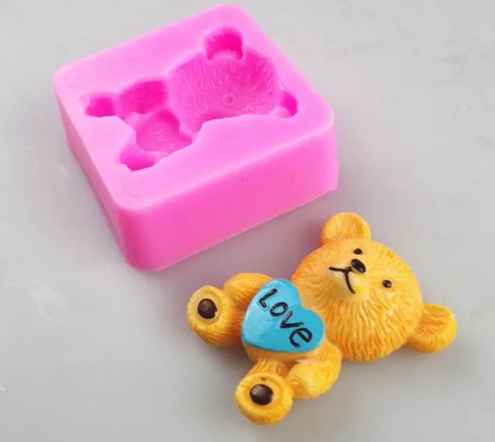 3D Teddy Bear Holding heart silicone mould