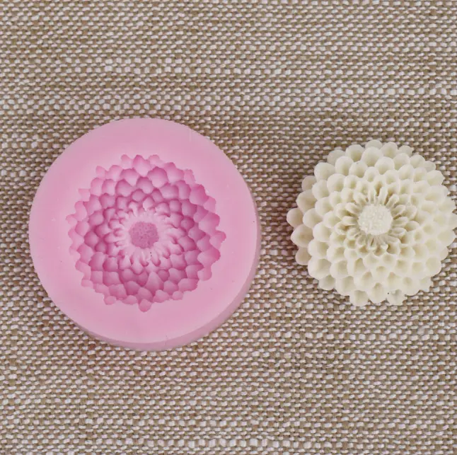 Dahlia or Chrysanthemum Flower Fondant Silicone Mould