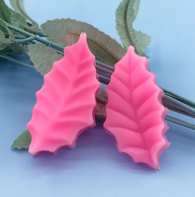 Holy Mulberry leaf veinner 4.4x2x1.6cm