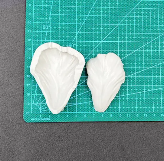 Tulip flower Petal veiner mould style 2