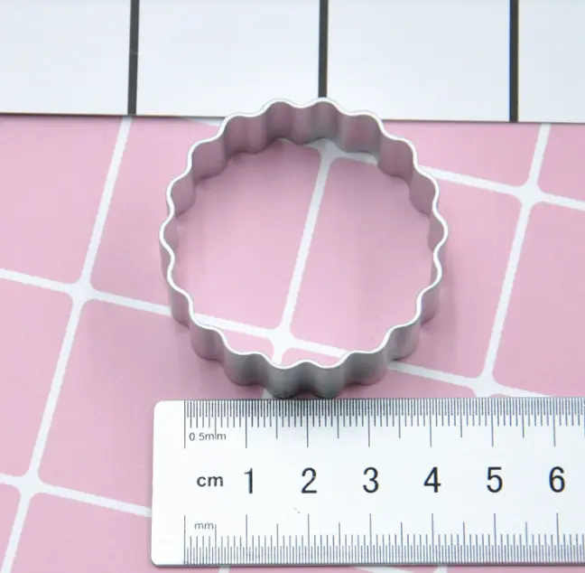 Zig Zag Circles Aluminum Fondant Cutter