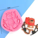 Christmas Bear Skiing mould