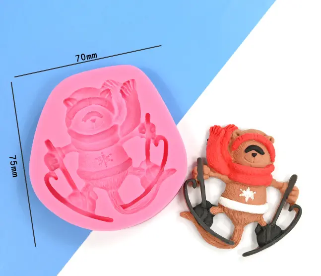 Christmas Bear Skiing mould