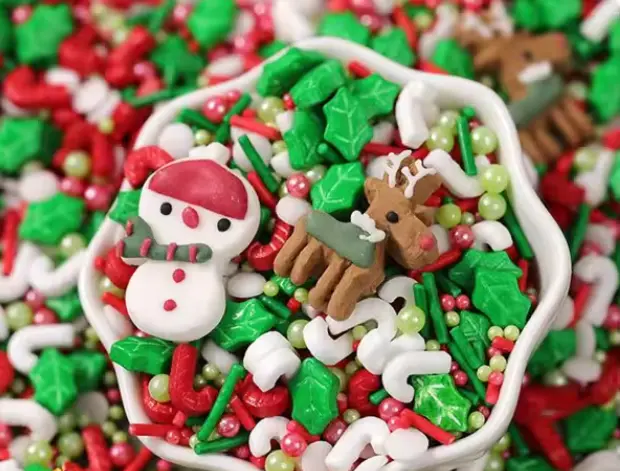 Christmas Snowman reindeer holly leaf theme Sprinklers 100gm