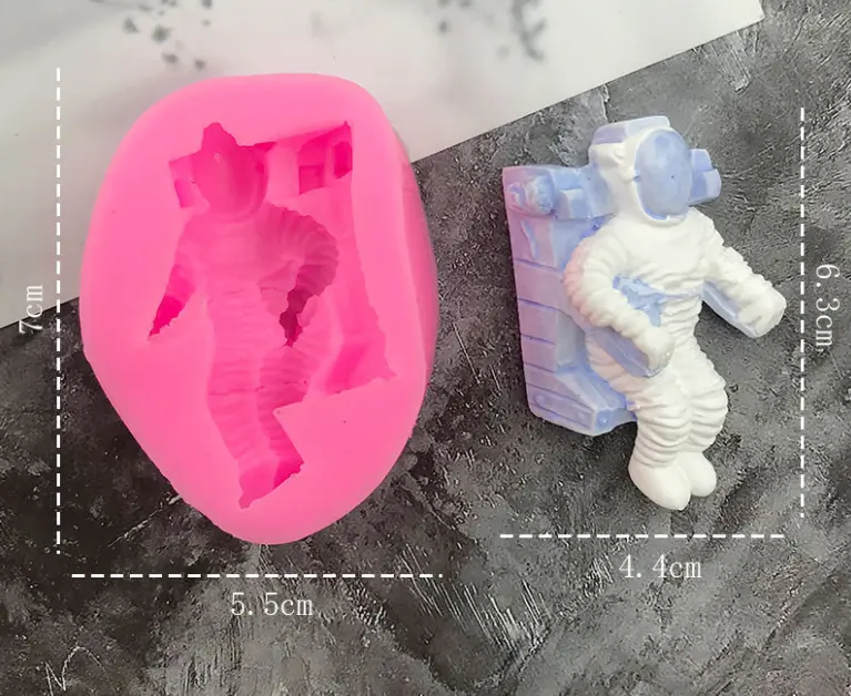 Astronaut Silicone mould Style 2