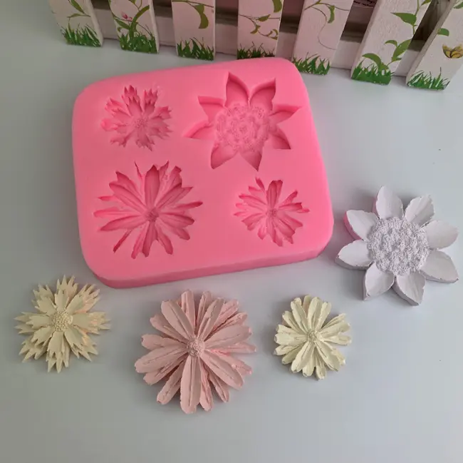 4 Cavity 3D flower silicone mould