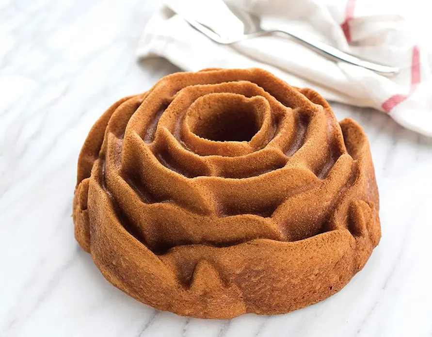 Rose Bundt Cake Pan Non-Stick Specialty Round 9" Carbon Steel Baking Mould