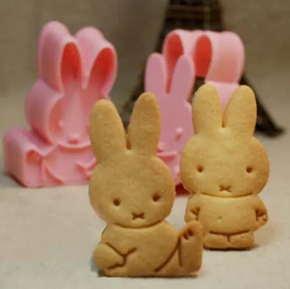 2 pcs Miffy Rabbit Plunger Cutter set