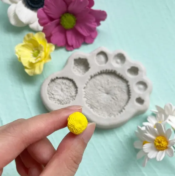 Multiple Chrysanthemum Flower Core canter Silicone Mould