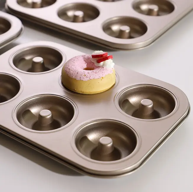 Non Stick 6 Cavity Doughnut Muffin Tray Style 2