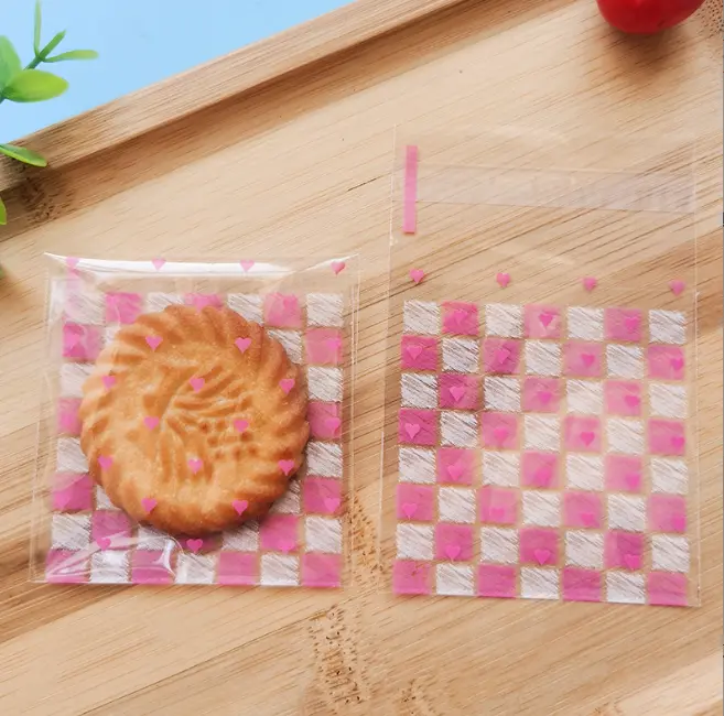 Pink love grid 100pcs Cookie Candy Sleeve