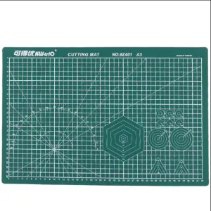 Self Healing 3-Ply Double Sided Durable Non-Slip PVC Cutting Mat Great for Scrapbooking,Quilting,Sewing and all Arts & Crafts Projects - A3 Size