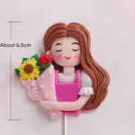 1 pcs Mom Lady holding flowers cake topper