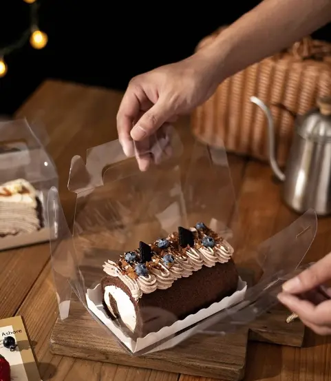 1 Pcs Transparent cake Box with Tray (16 x 9 X 8 cm )
