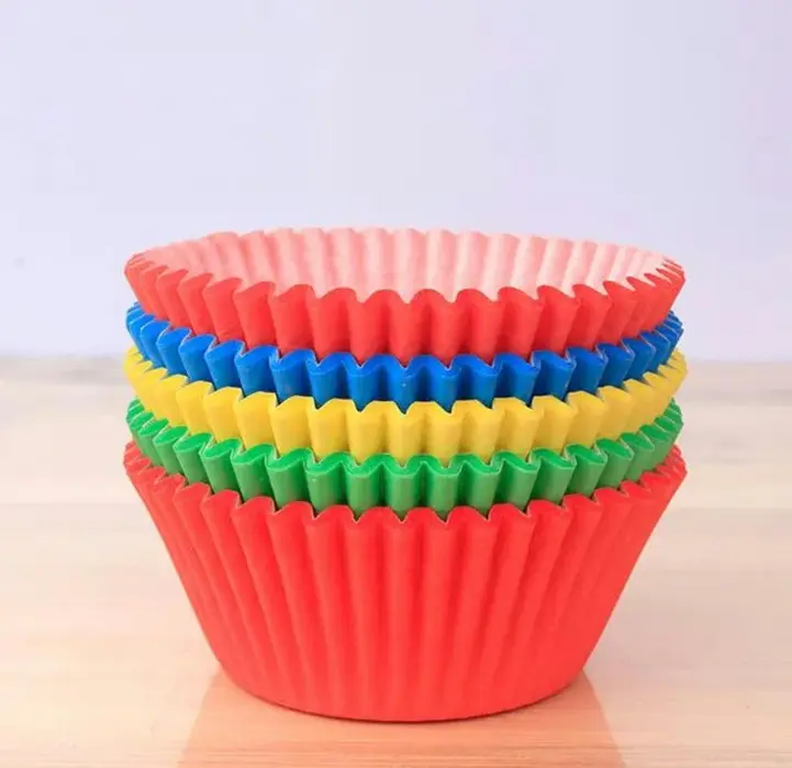 100 pcs Colorful Cake Cups / Muffin Cups