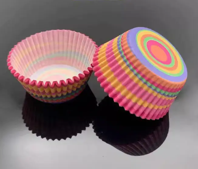100 pcs Colorful spiral theme Cake Cups / Muffin Cups Style 2